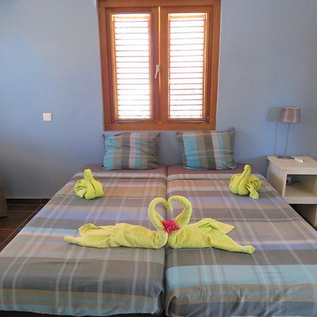 Apartemento Gosa Bunita Willemstad Exterior foto